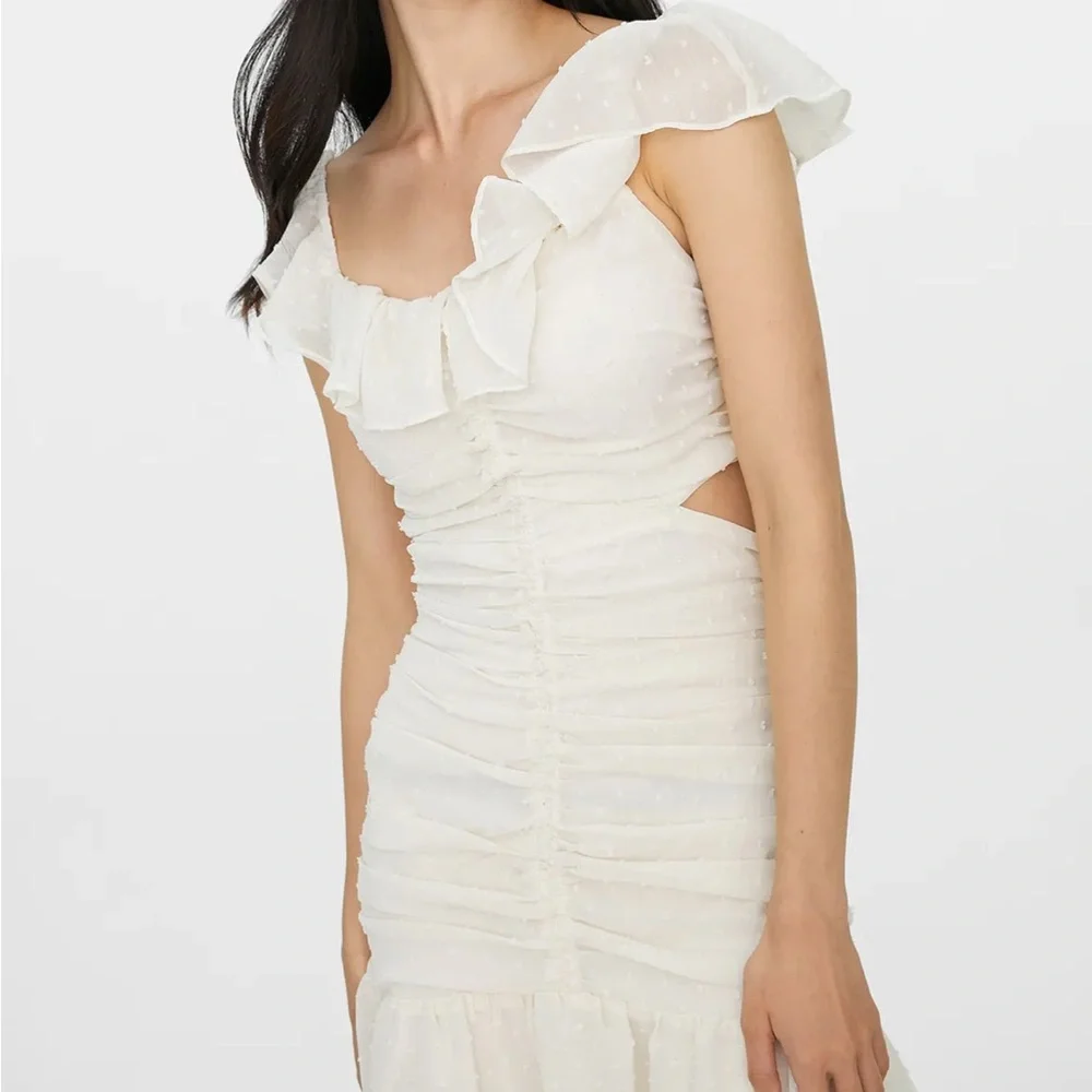 ASTR Ivory Cream Off White Swiss Dot Textured Ruched Ruffle Cut Out Midi Dress - Picture 4 of 17